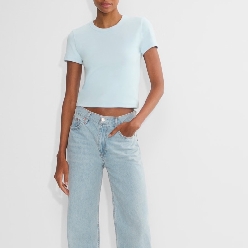 Aritzia Sunday best little ribbed t shirt size XS